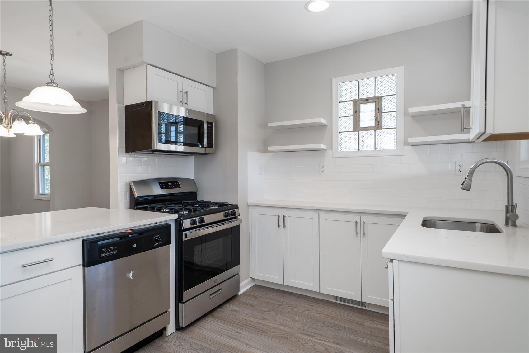 LORRAINE PARK - Residential