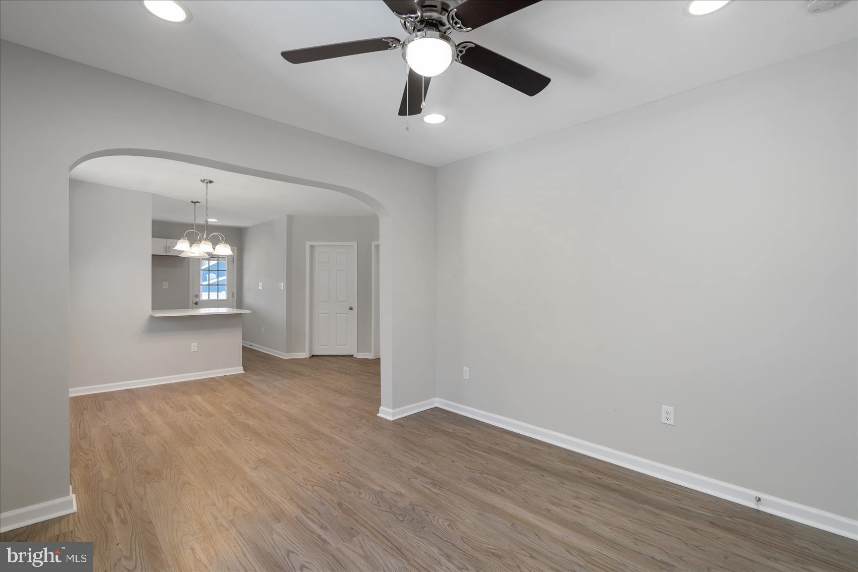 LORRAINE PARK - Residential