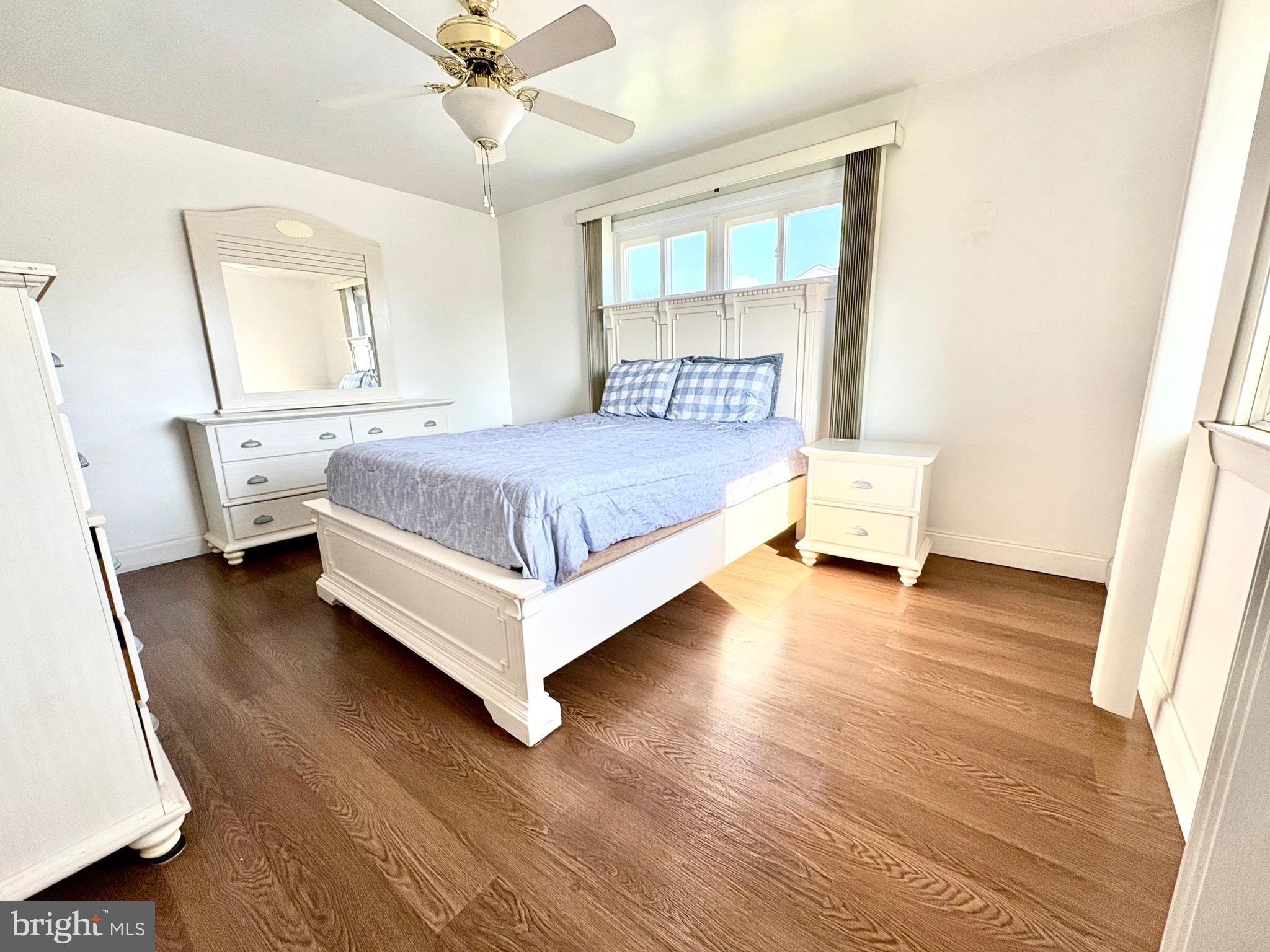 LAWRENCE PARK - Residential