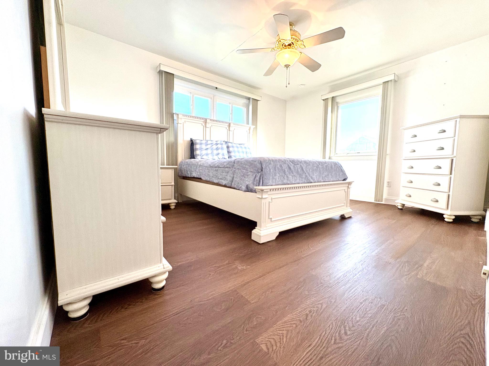 LAWRENCE PARK - Residential