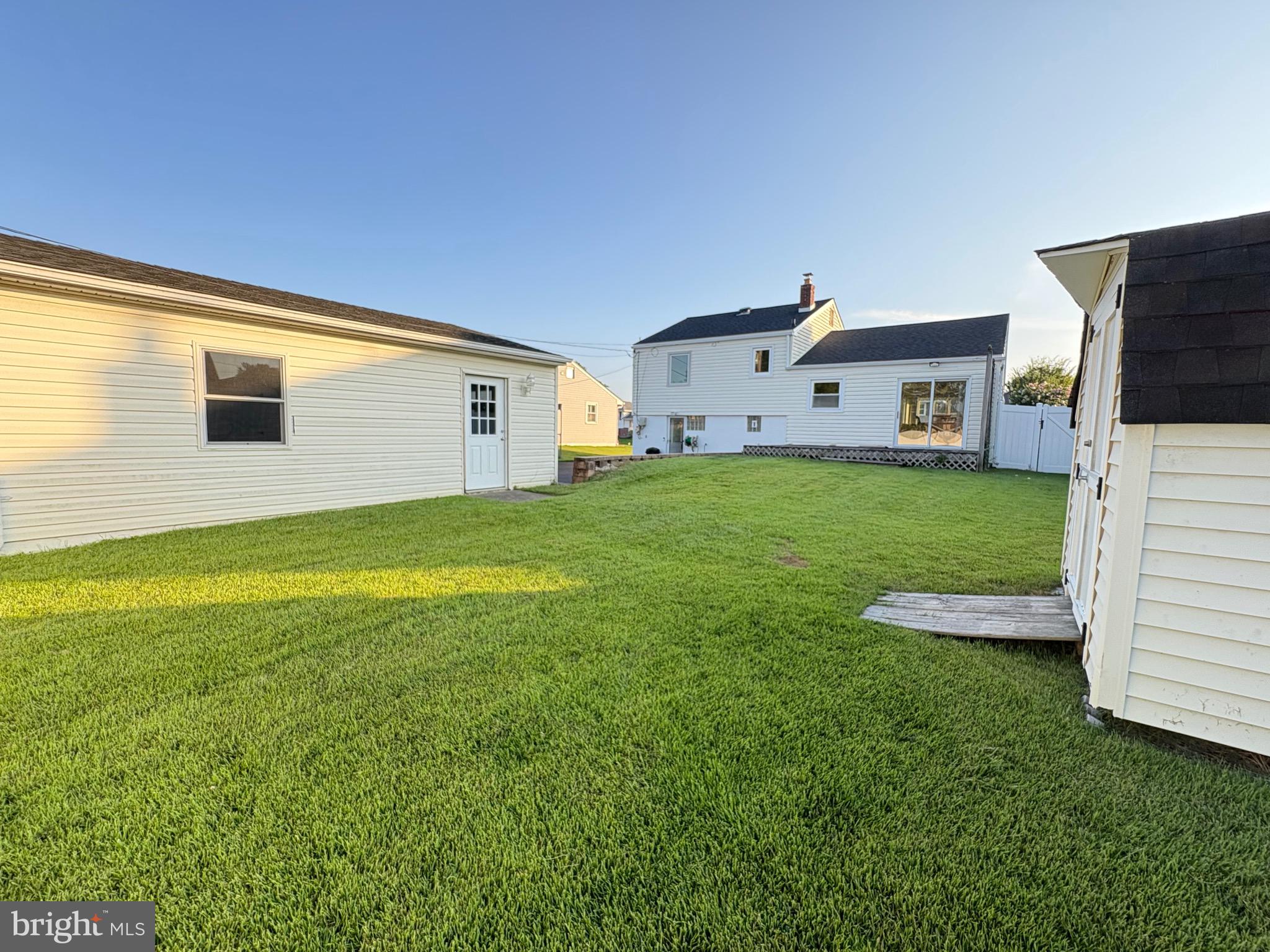 LAWRENCE PARK - Residential