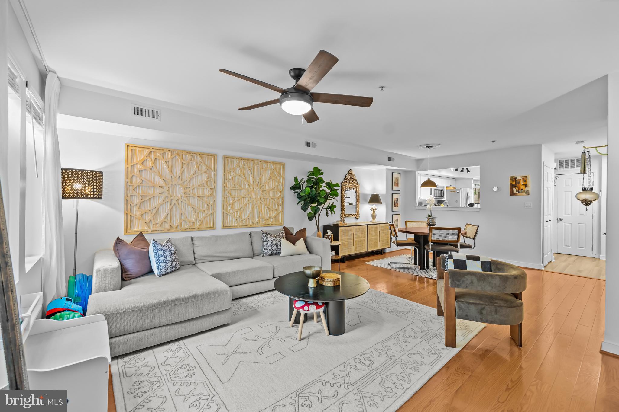 STEVENSON COURT - Residential