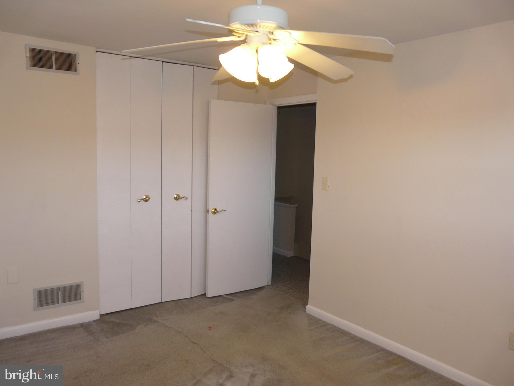 CHARLESMONT - Residential