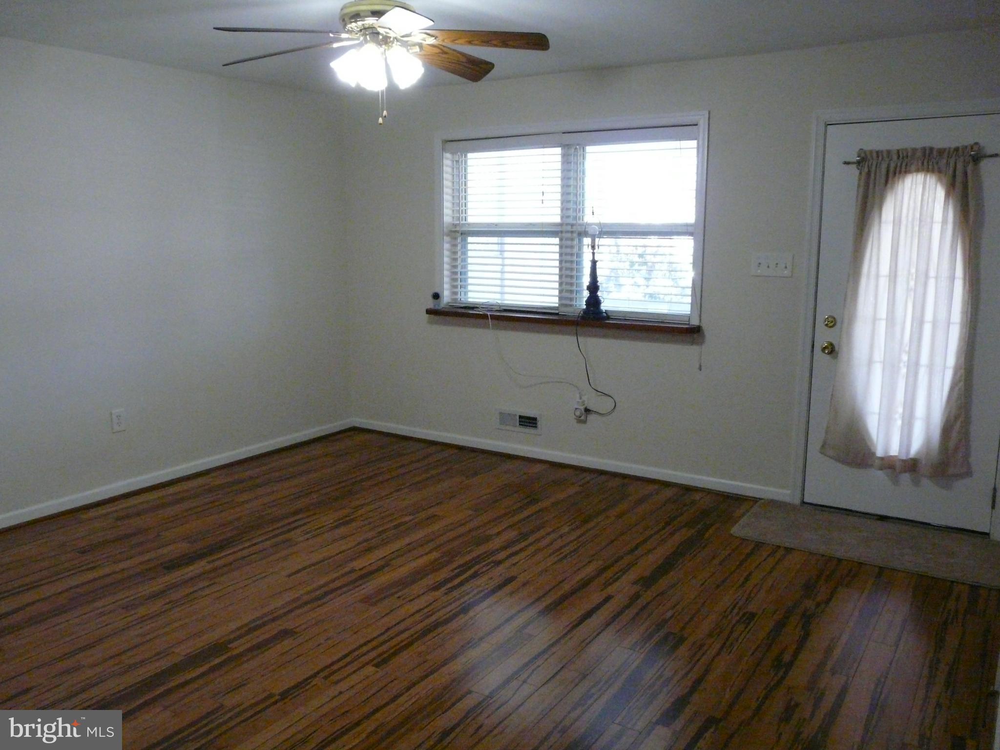 CHARLESMONT - Residential