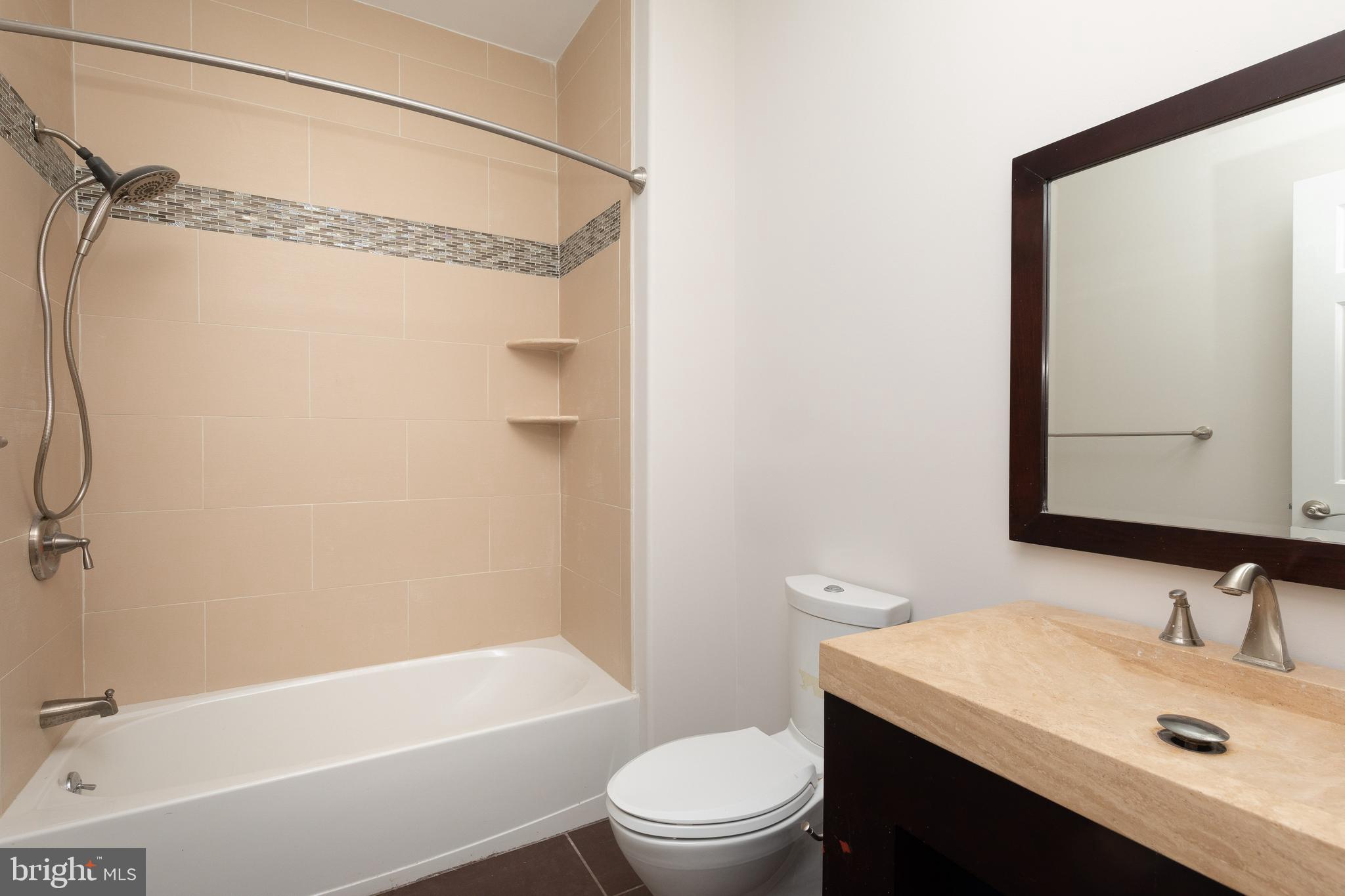 GRADUATE HOSPITAL - Residential