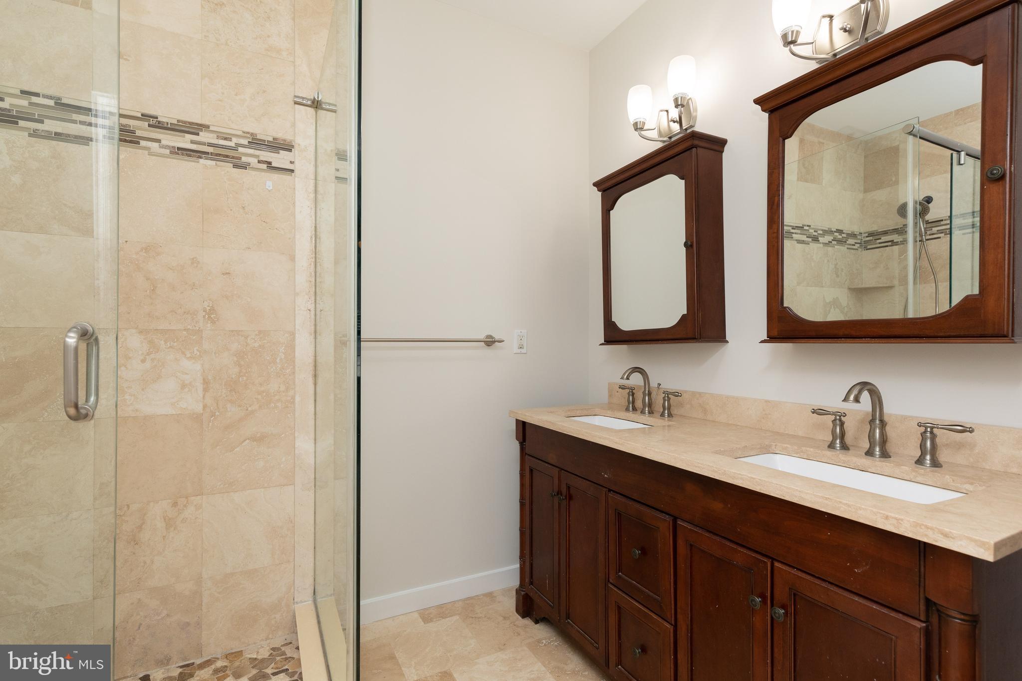 GRADUATE HOSPITAL - Residential