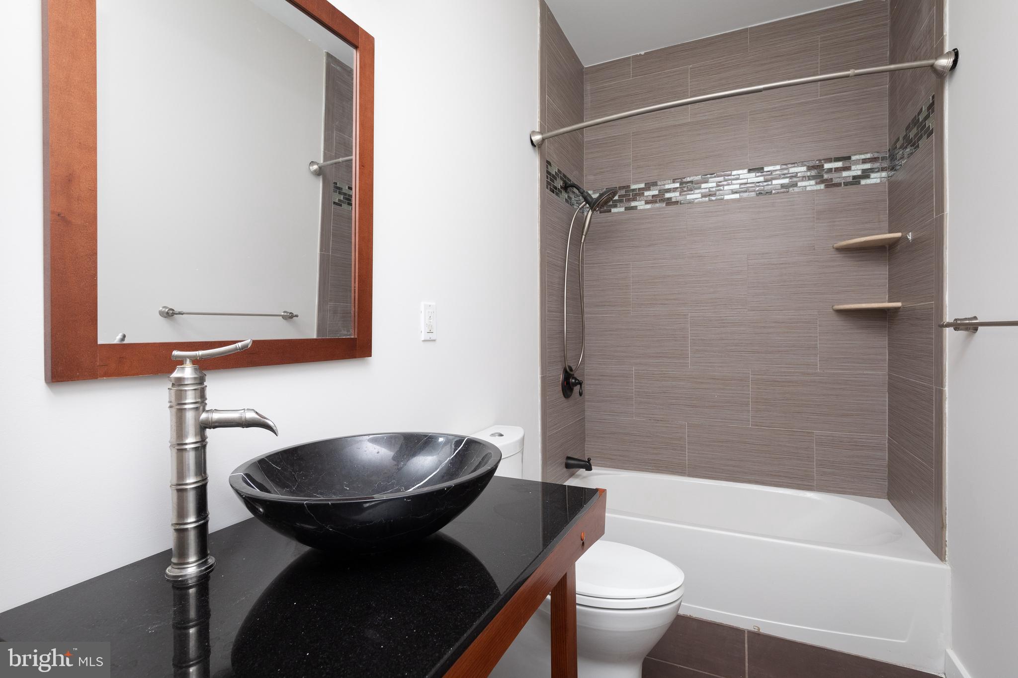 GRADUATE HOSPITAL - Residential