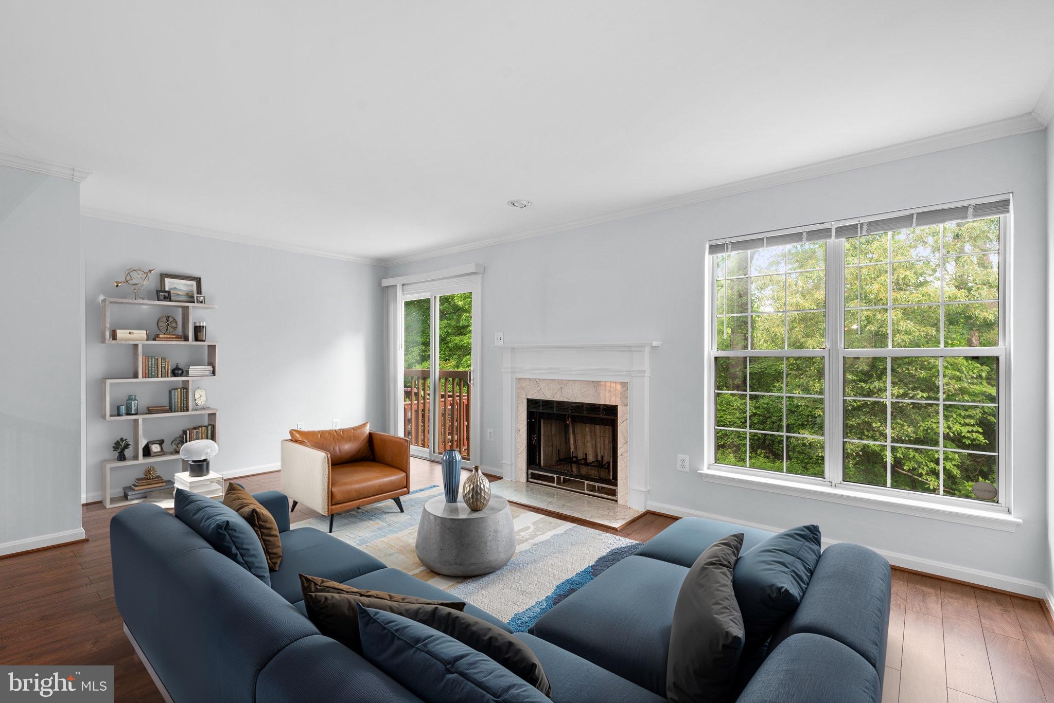 2204 COMMISSARY CIRCLE
