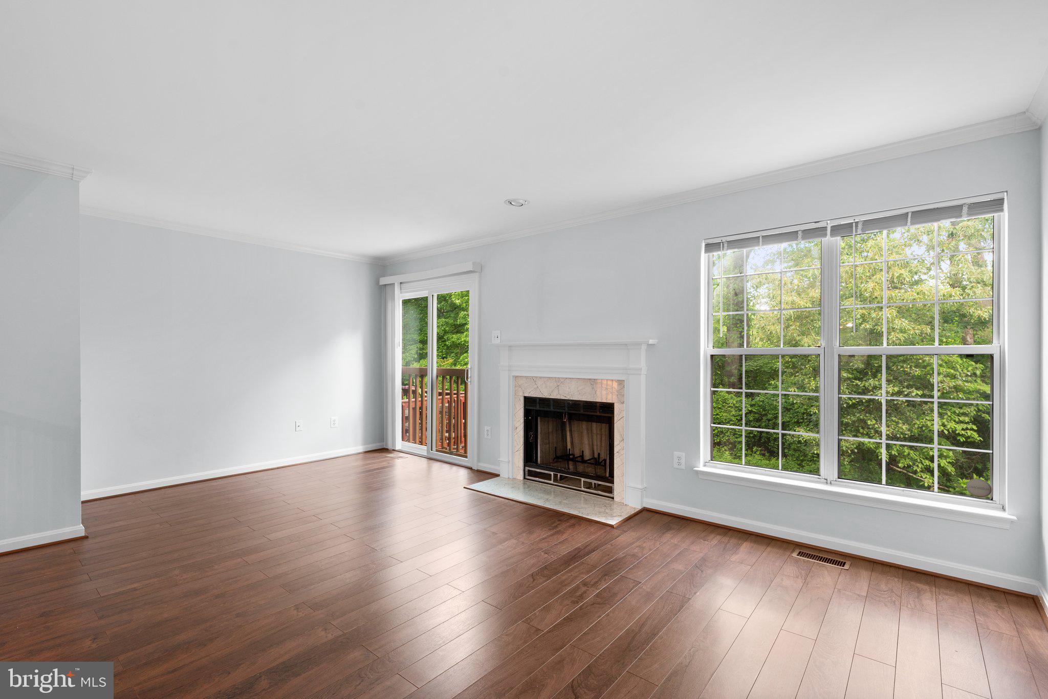 2204 COMMISSARY CIRCLE