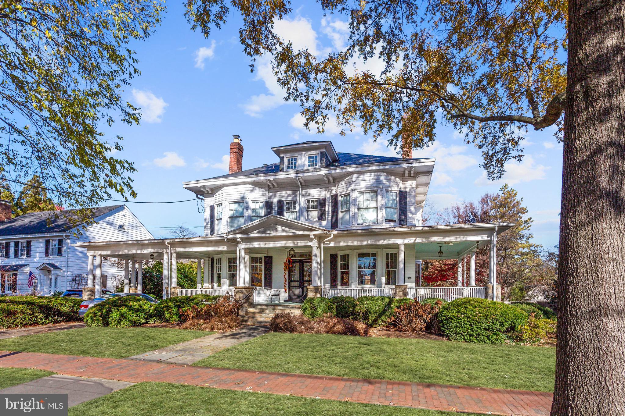 CHEVY CHASE VILLAGE - Residential