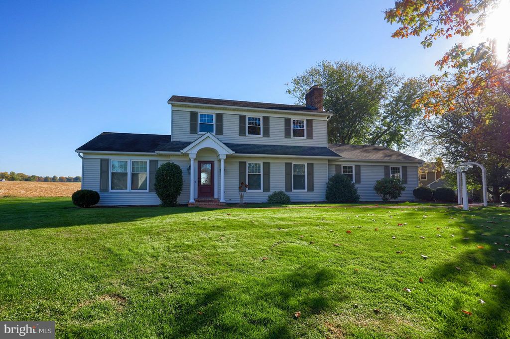 Photo of 2 Mill Ridge Court, LANCASTER, PA 17601 (MLS # PALA2080182)