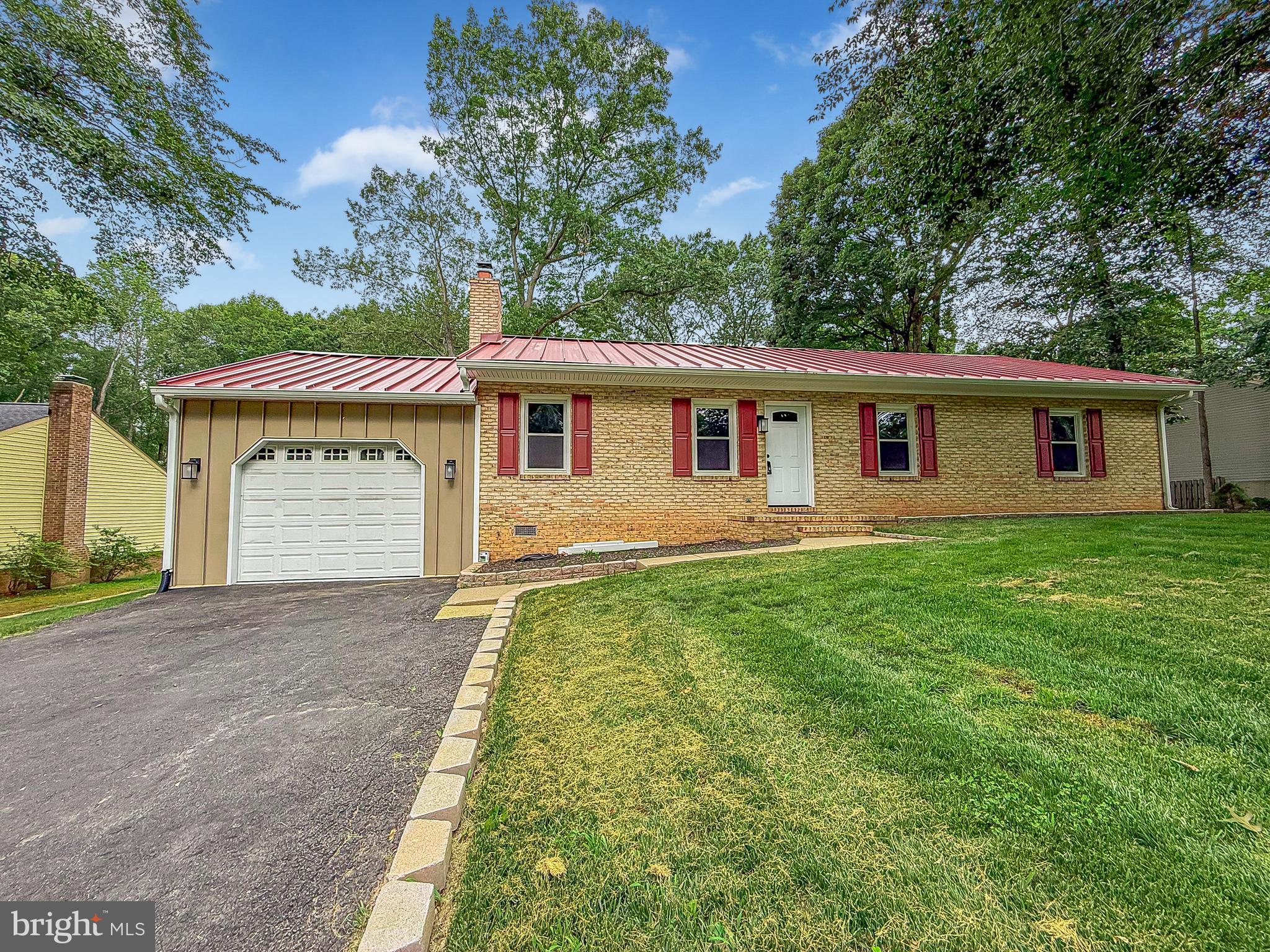 LAKE ARROWHEAD - Residential