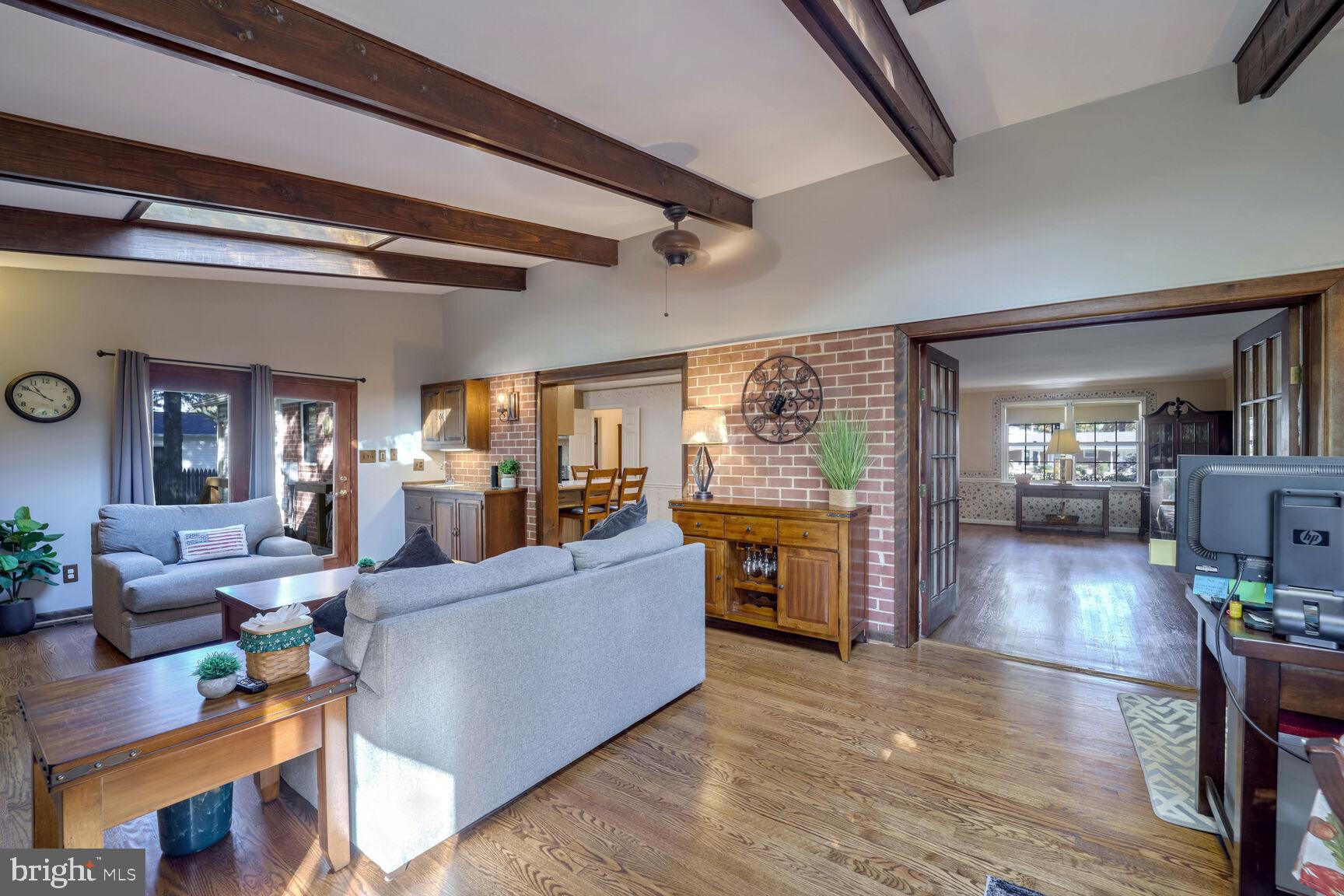 ORANGE HUNT ESTATES - Residential