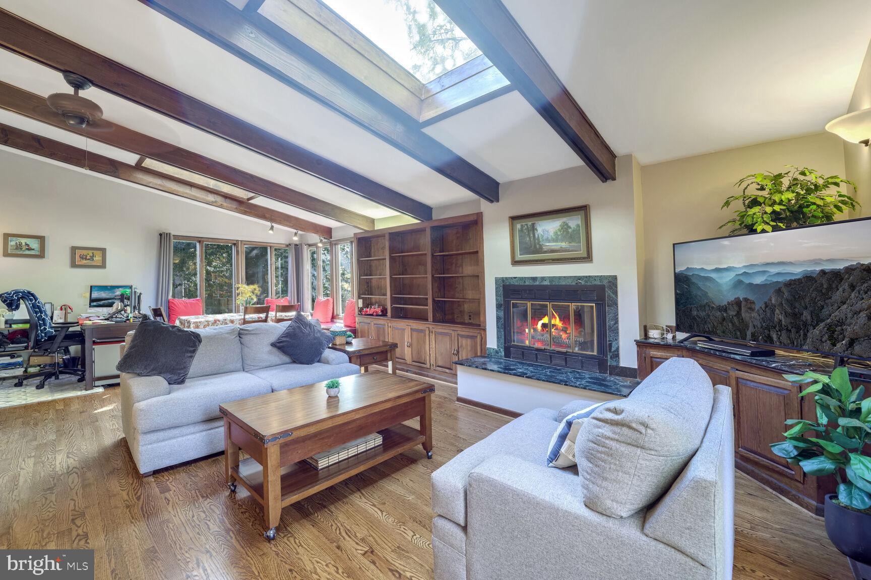 ORANGE HUNT ESTATES - Residential