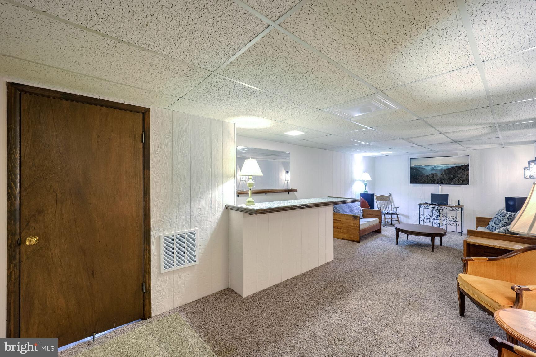 ORANGE HUNT ESTATES - Residential