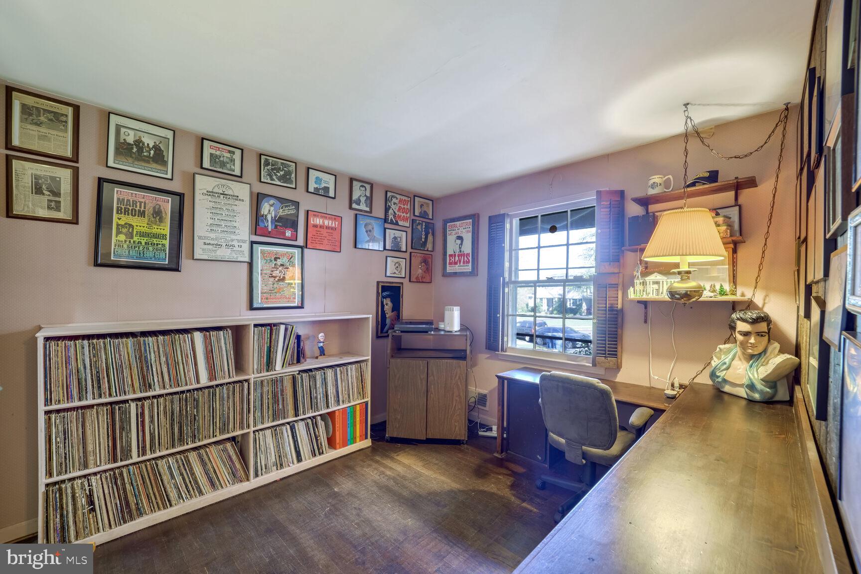 ORANGE HUNT ESTATES - Residential