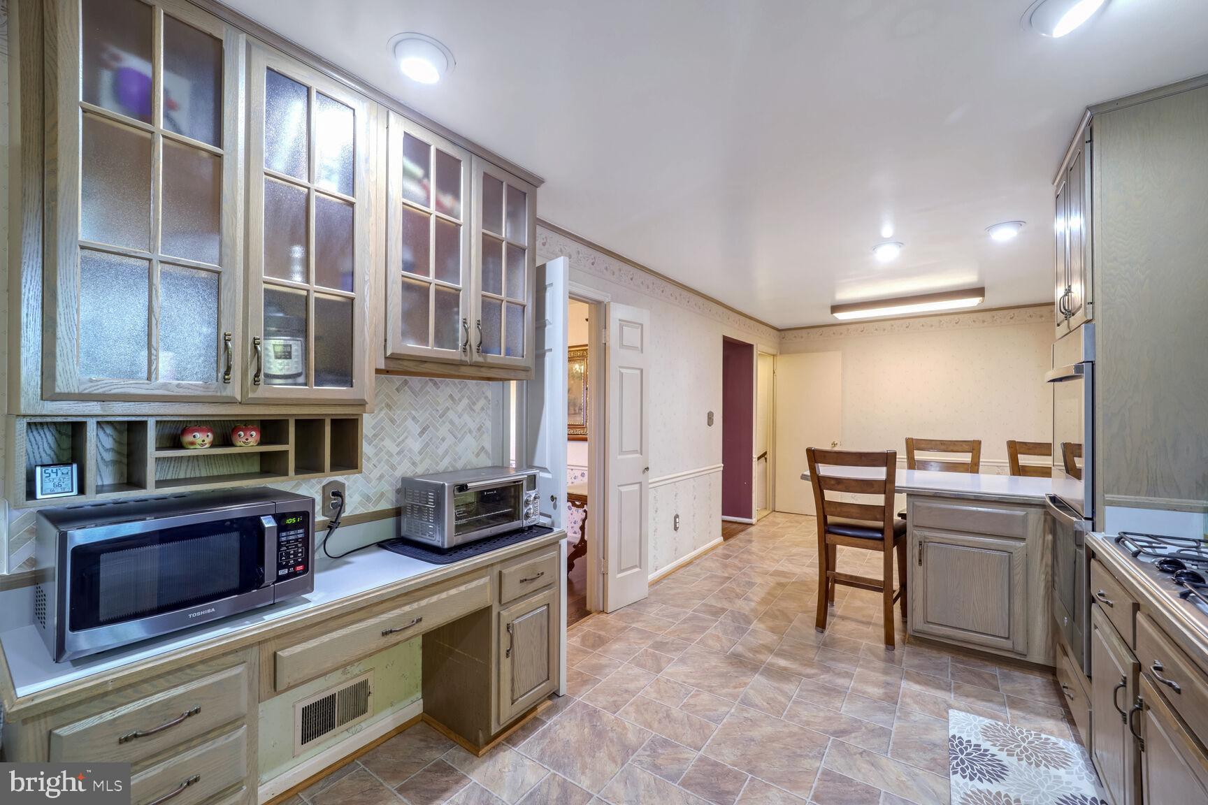 ORANGE HUNT ESTATES - Residential