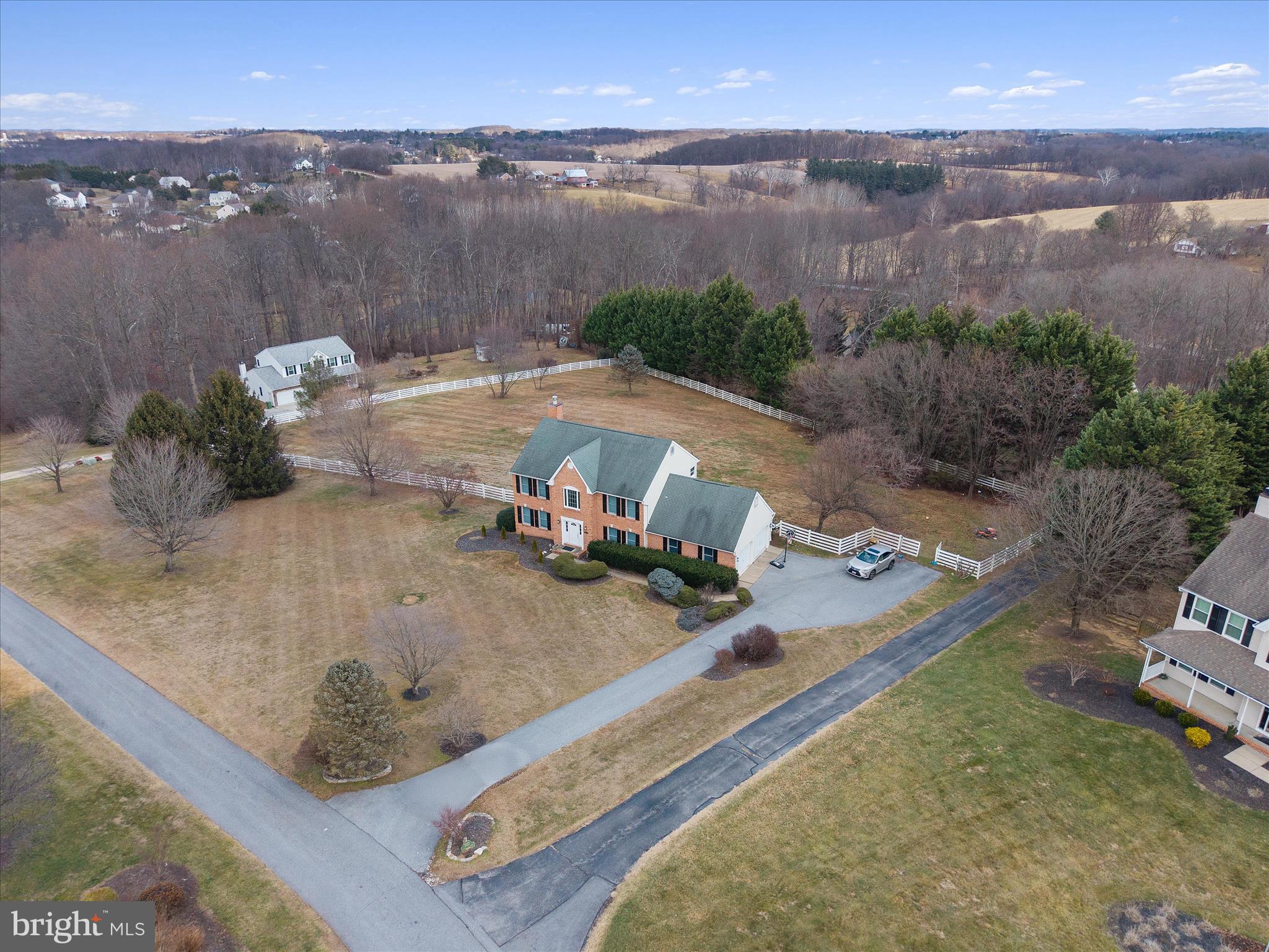 WARREN WAY - Residential