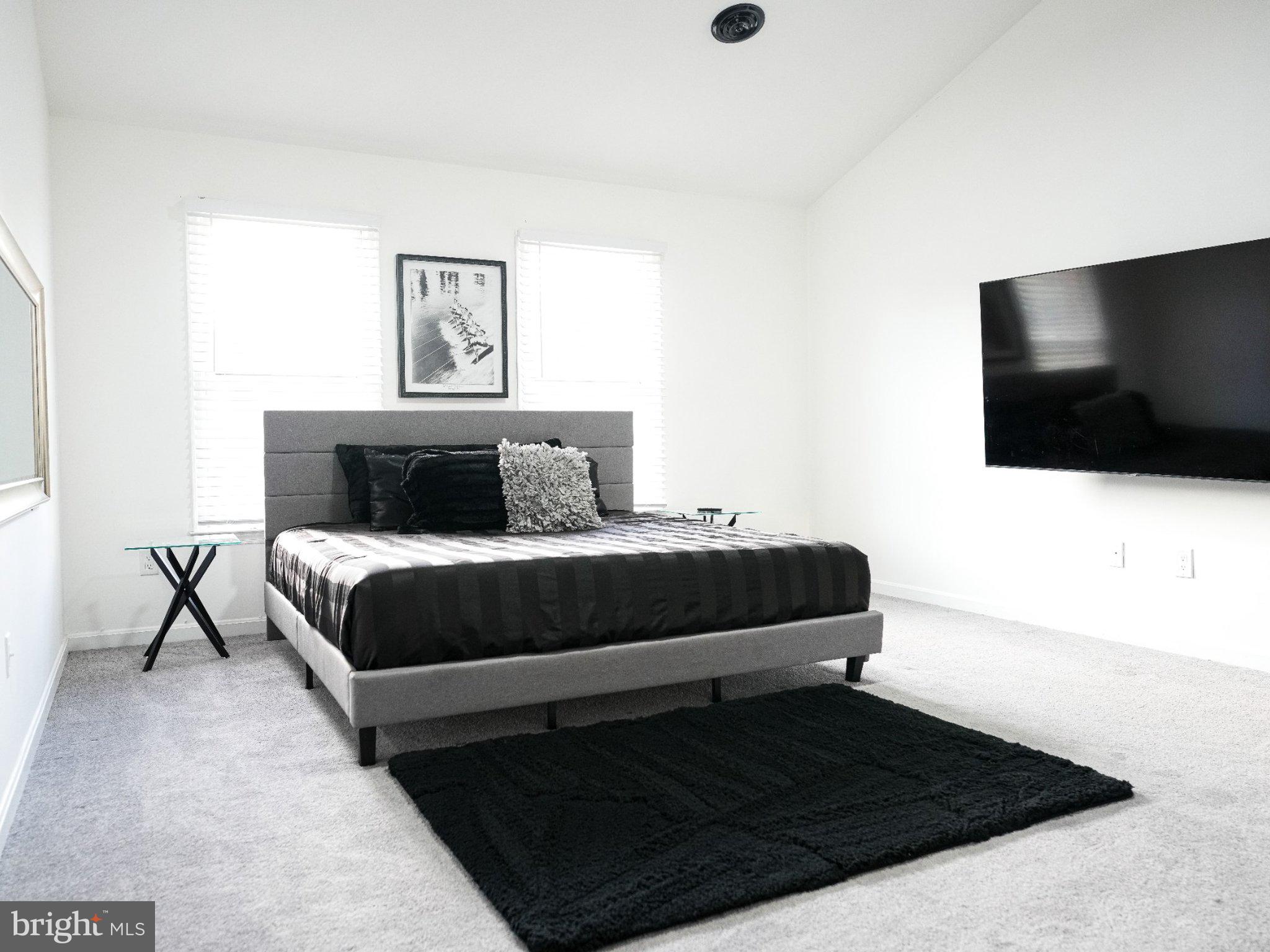 WARREN WAY - Residential