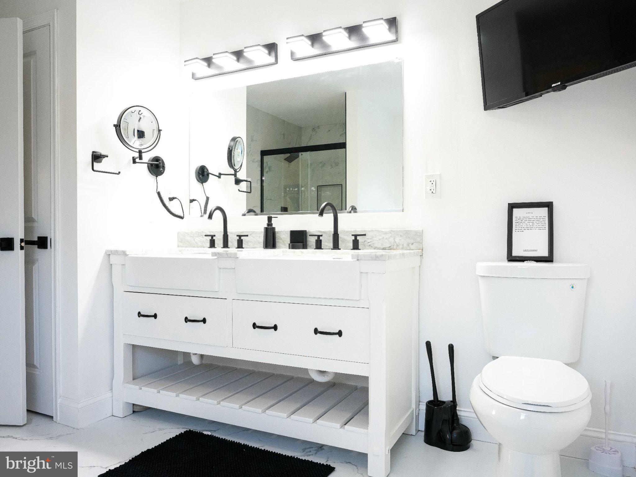 WARREN WAY - Residential