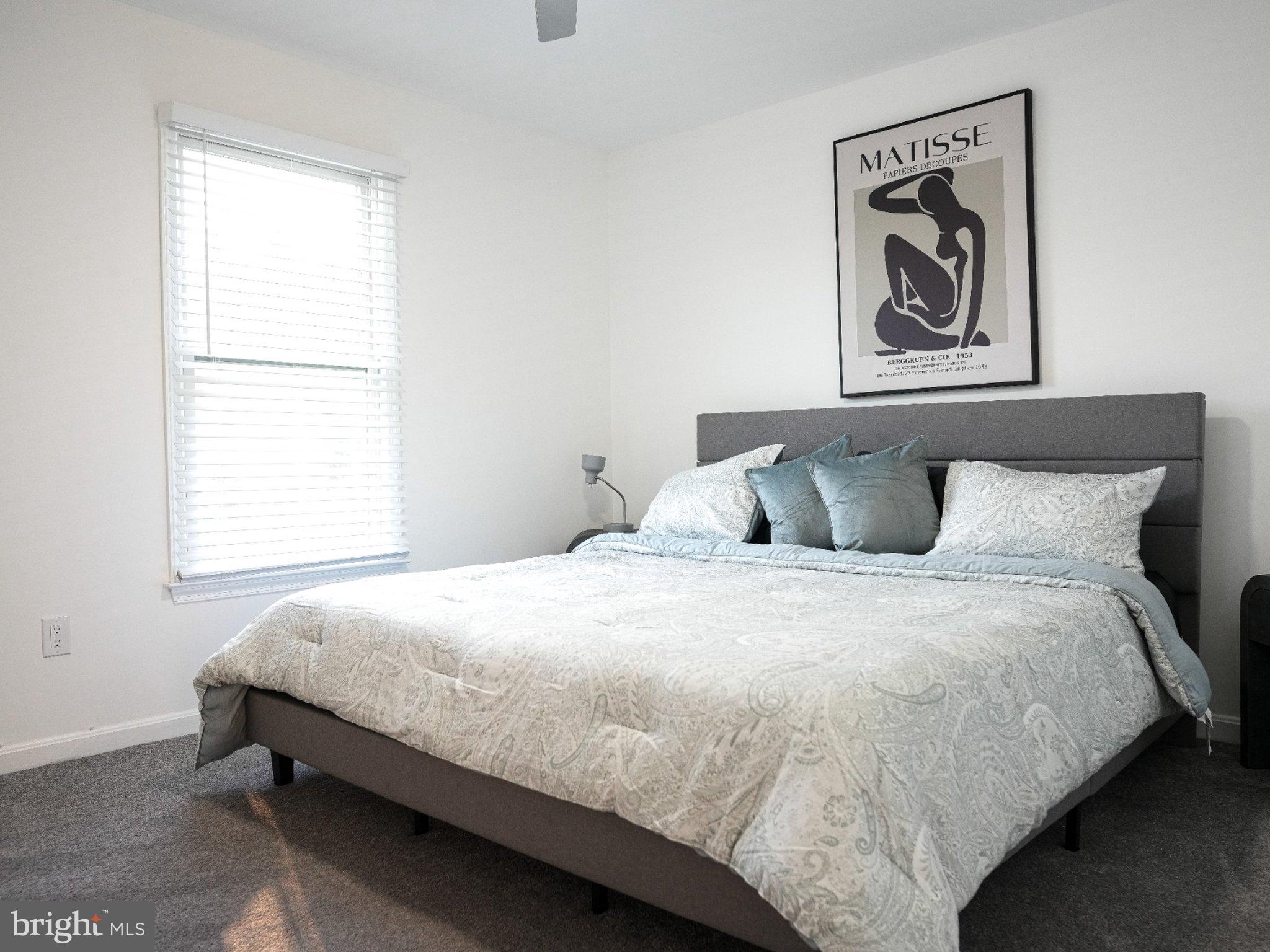 WARREN WAY - Residential