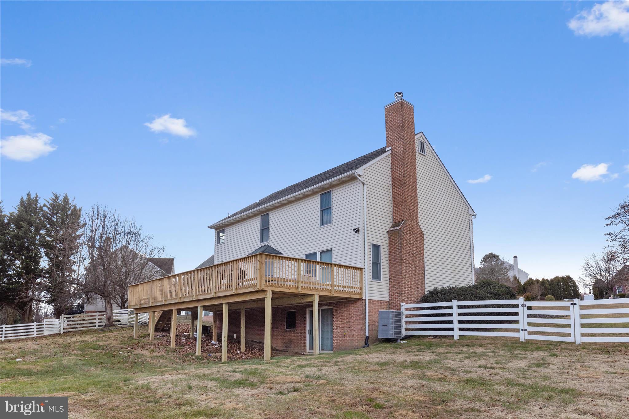 WARREN WAY - Residential