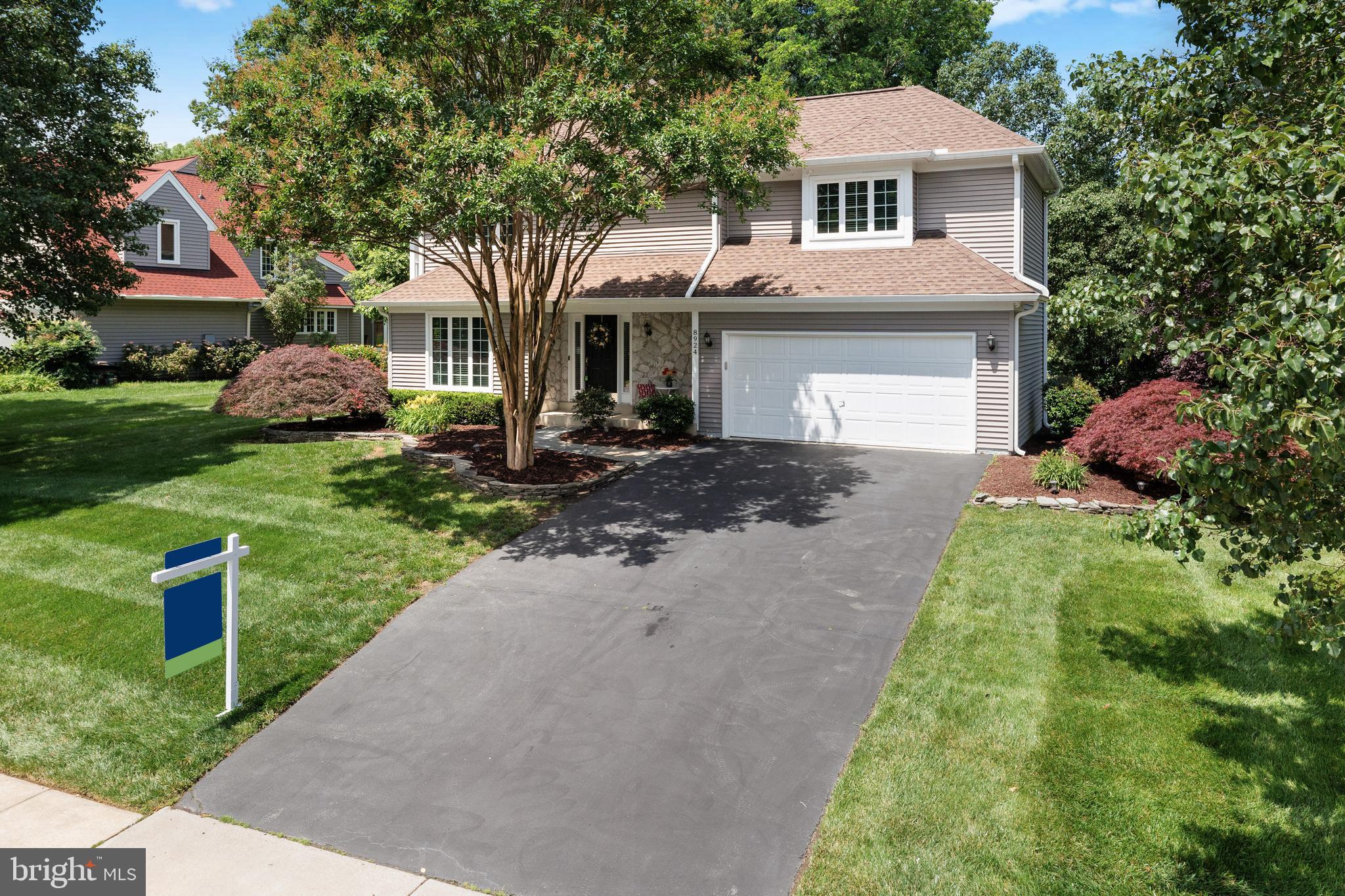 8924 CROSS CHASE CIRCLE