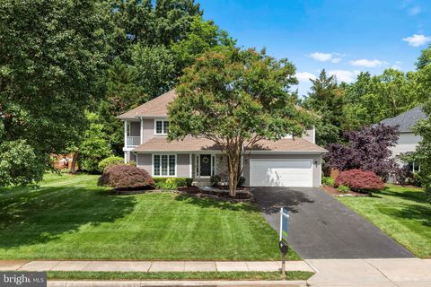 8924 CROSS CHASE CIRCLE LORTON VA 22079