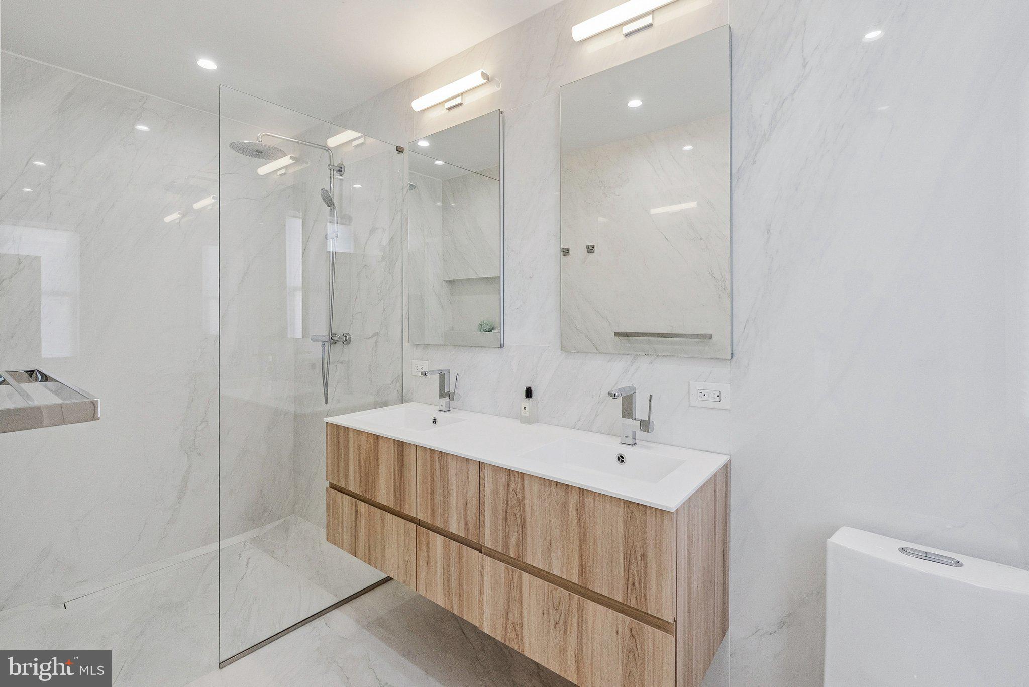 DUPONT CIRCLE - Residential