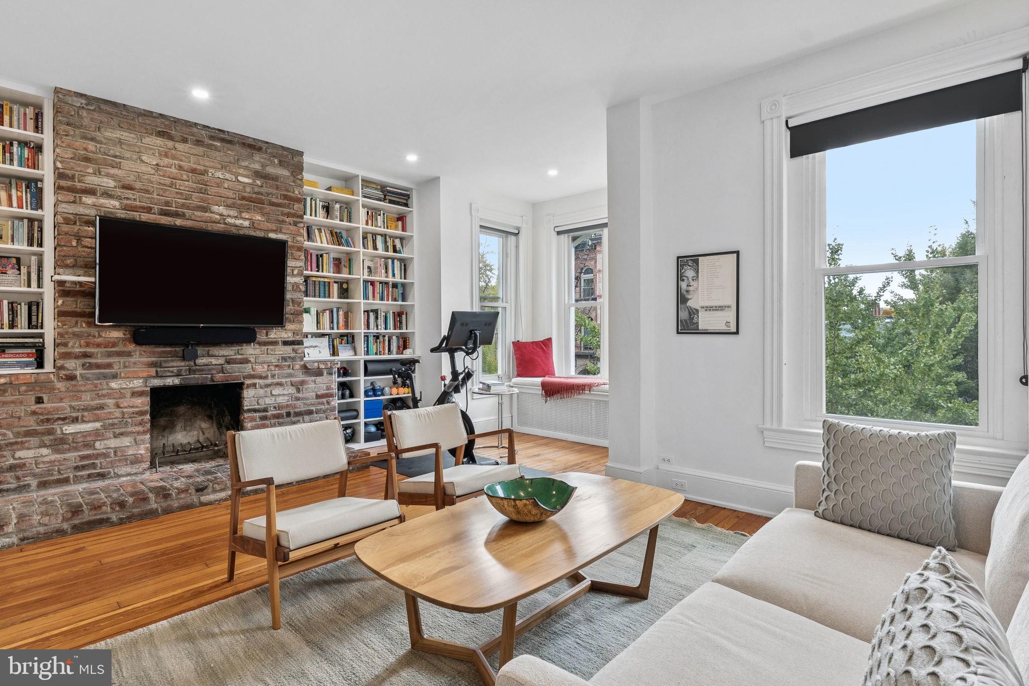 DUPONT CIRCLE - Residential