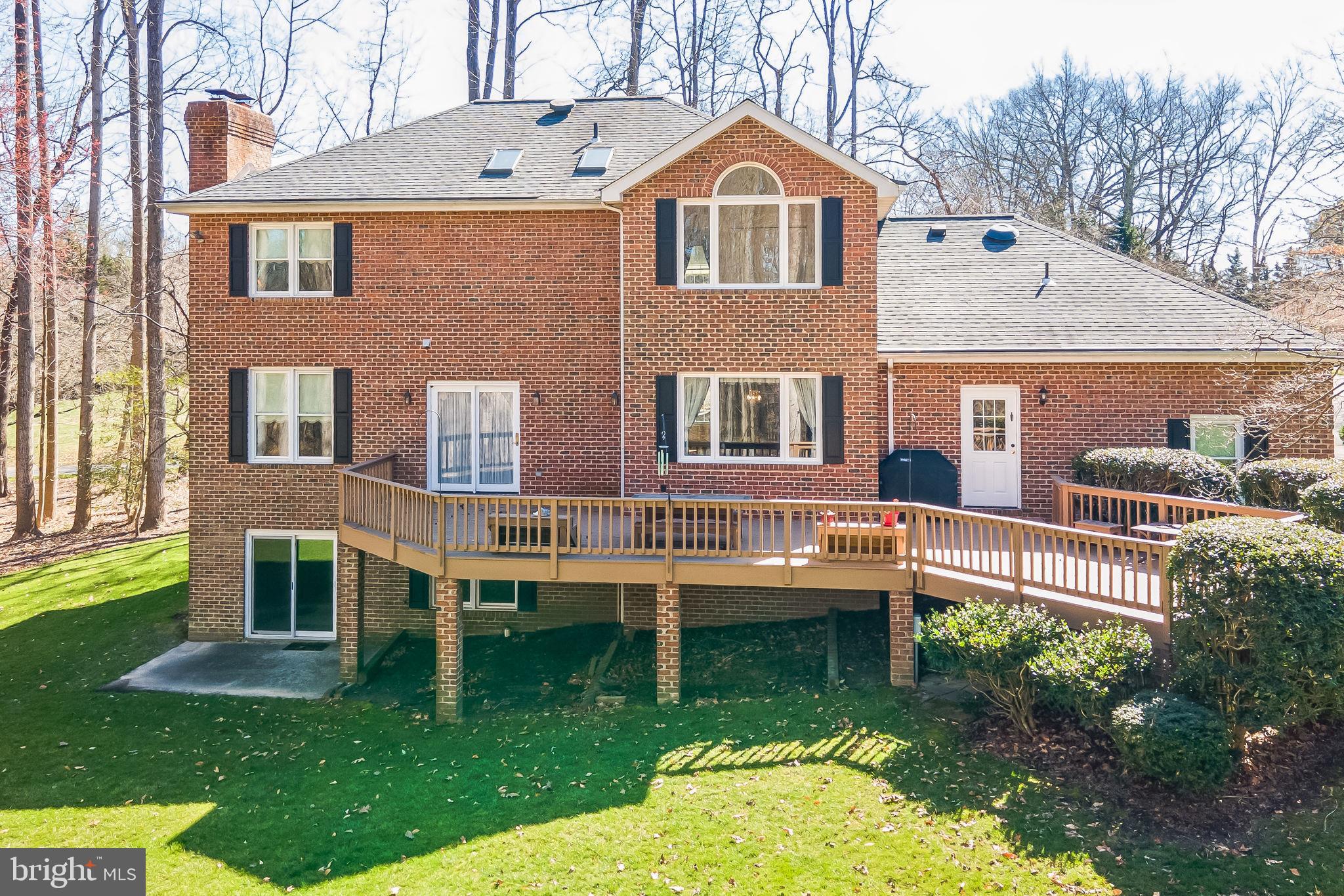 HERITAGE HILLS - Residential