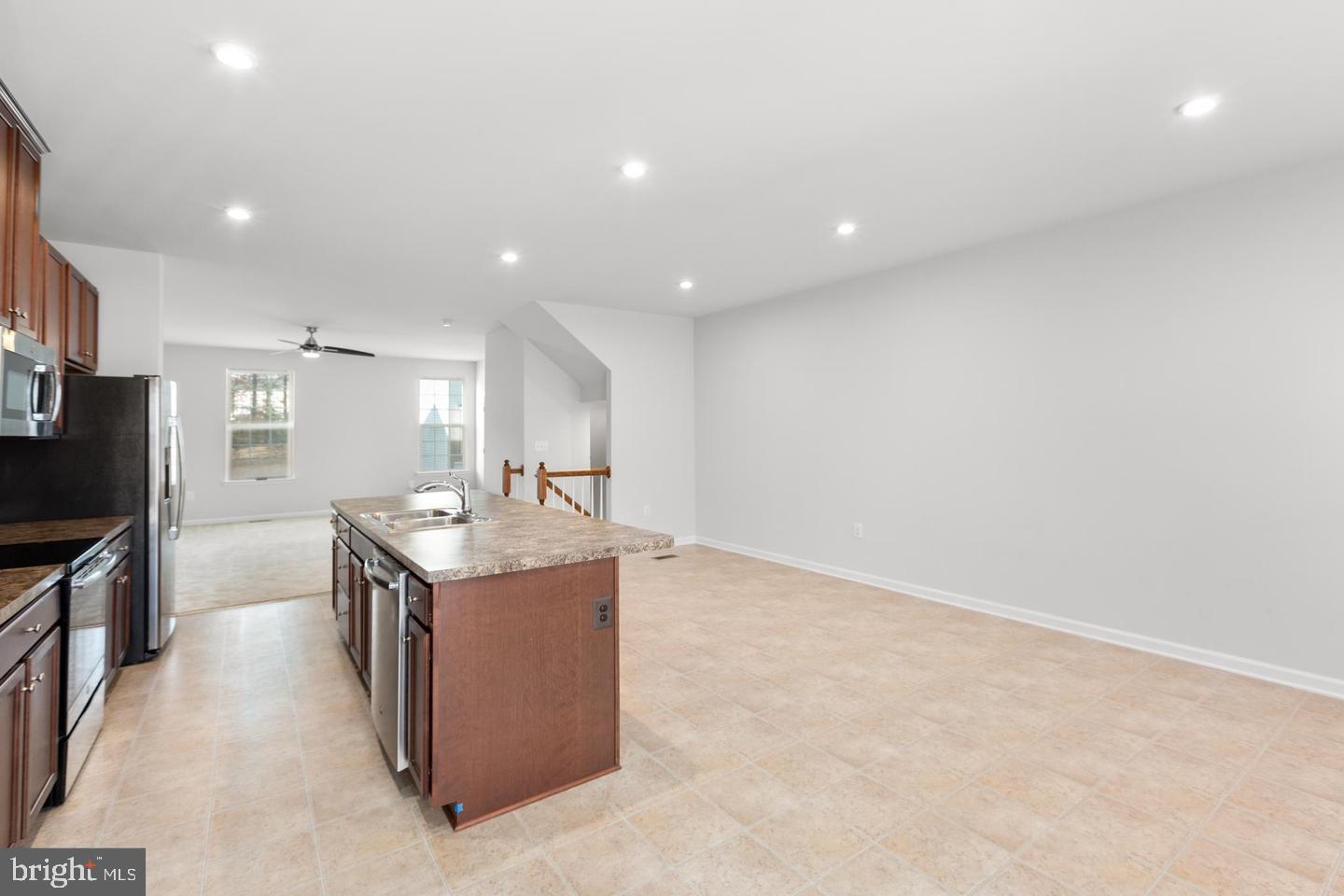 RAPPAHANNOCK LANDING - Residential Lease