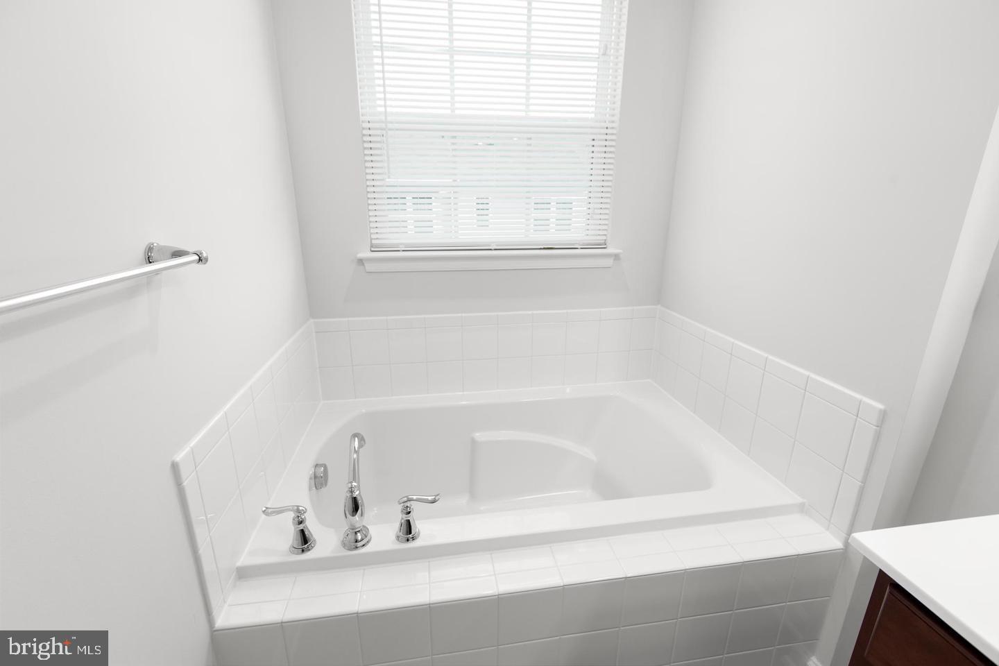 RAPPAHANNOCK LANDING - Residential Lease