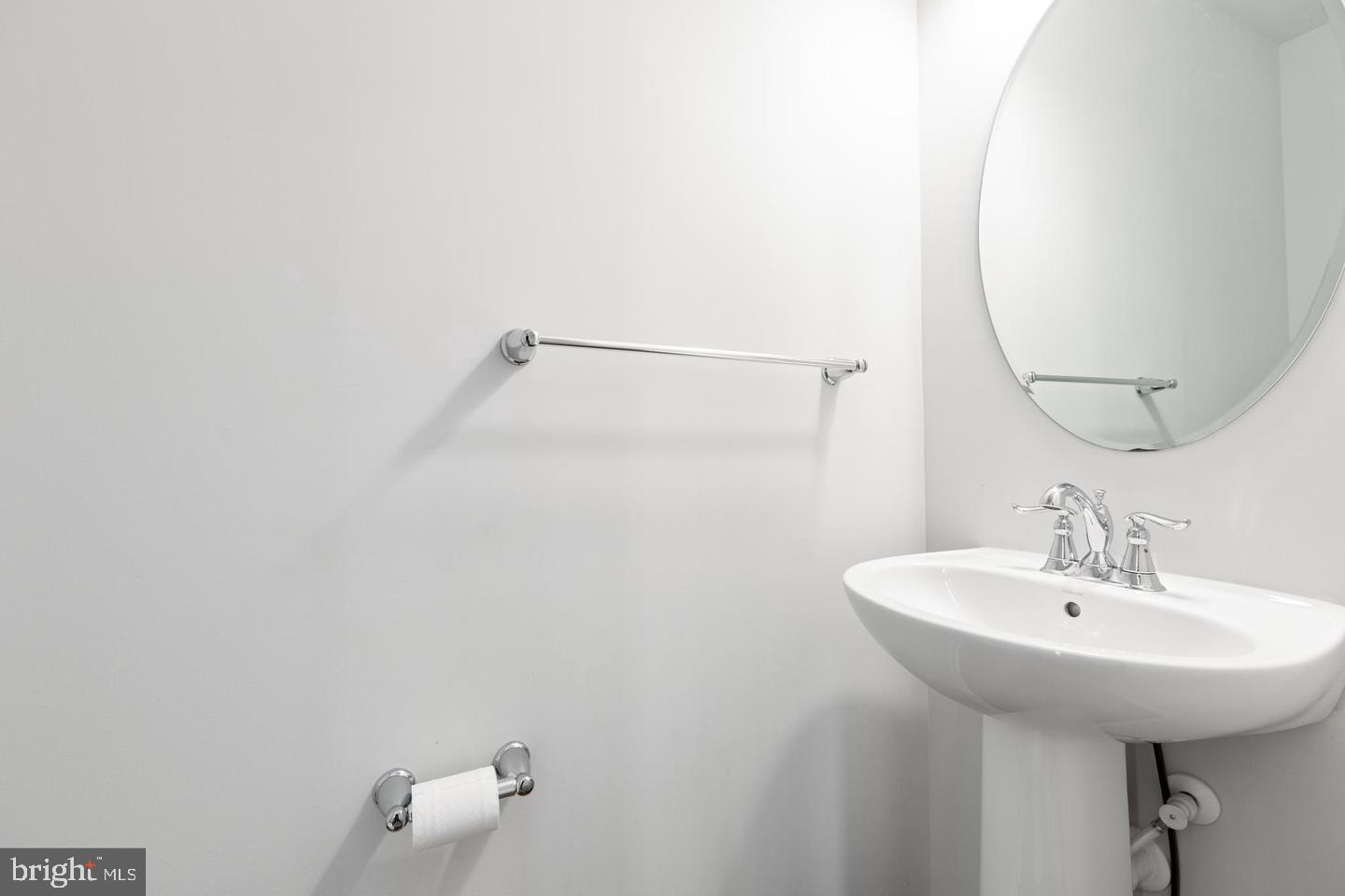 RAPPAHANNOCK LANDING - Residential Lease