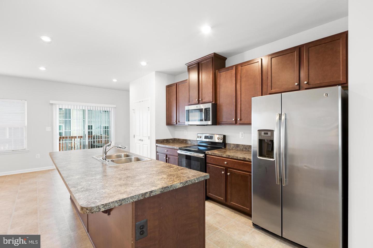 RAPPAHANNOCK LANDING - Residential Lease