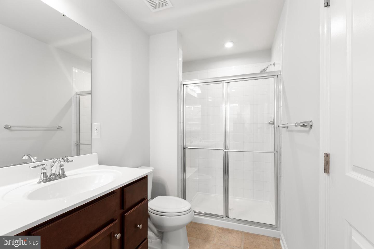 RAPPAHANNOCK LANDING - Residential Lease