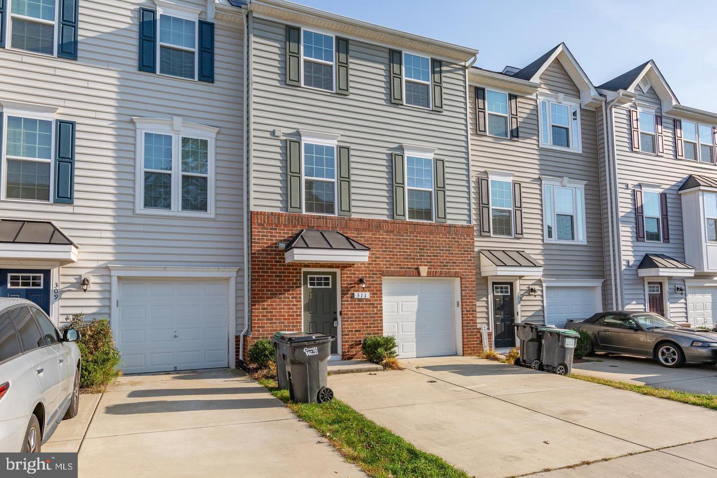 RAPPAHANNOCK LANDING - Residential Lease