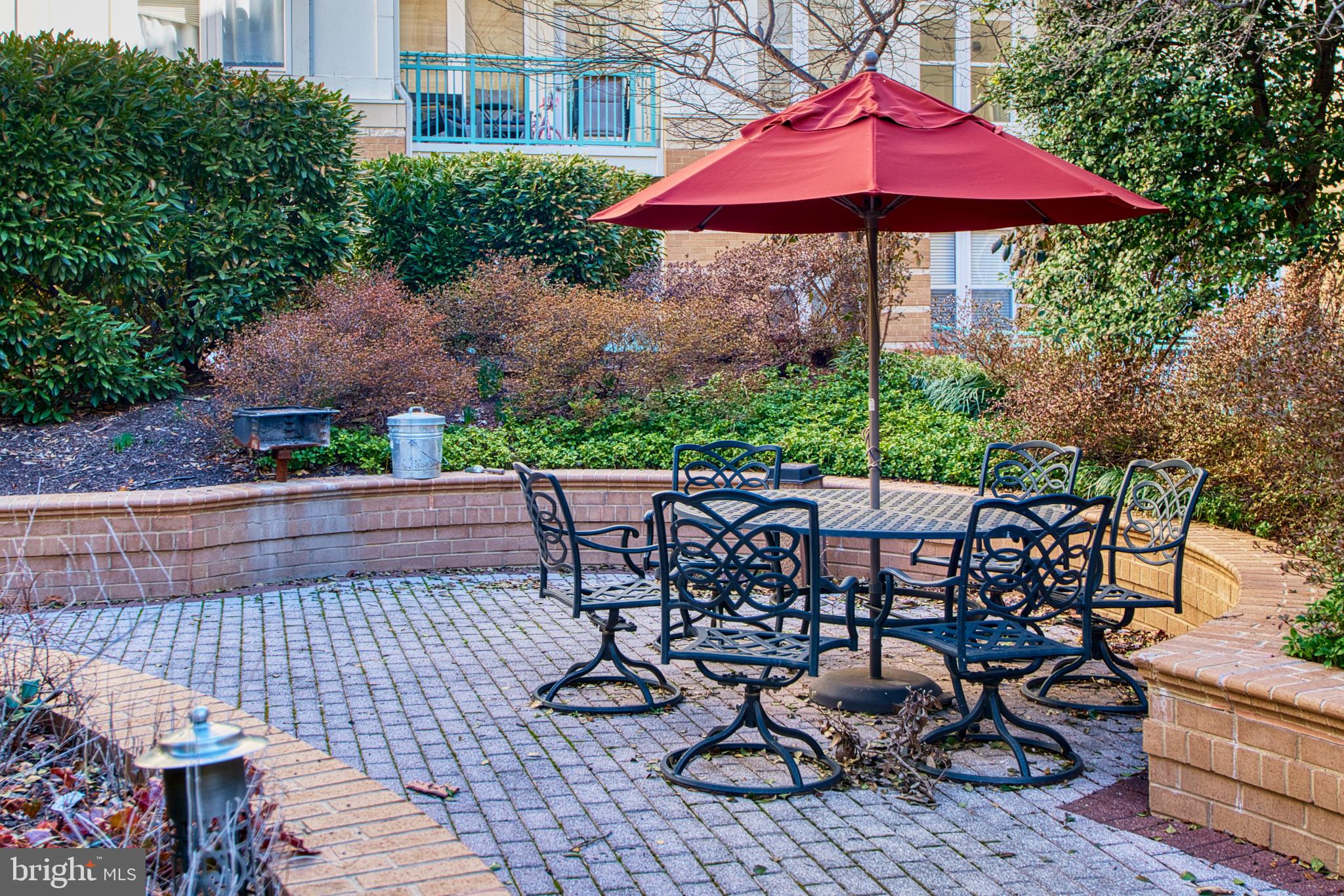 MARKET STREET AT TOWN CENTER - Residential