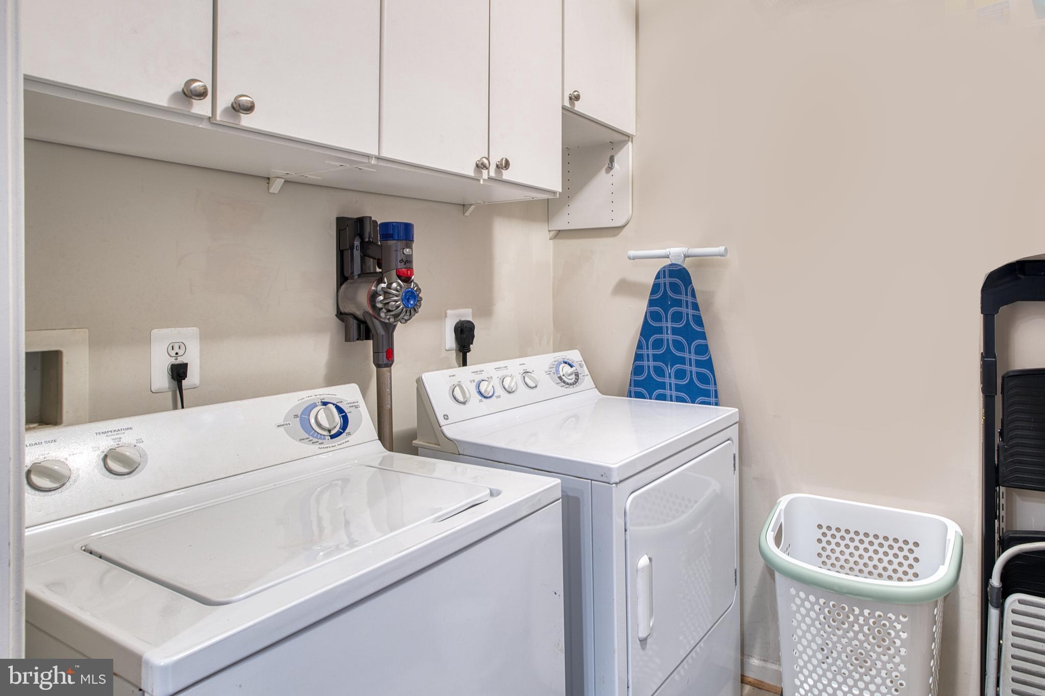 MARKET STREET AT TOWN CENTER - Residential