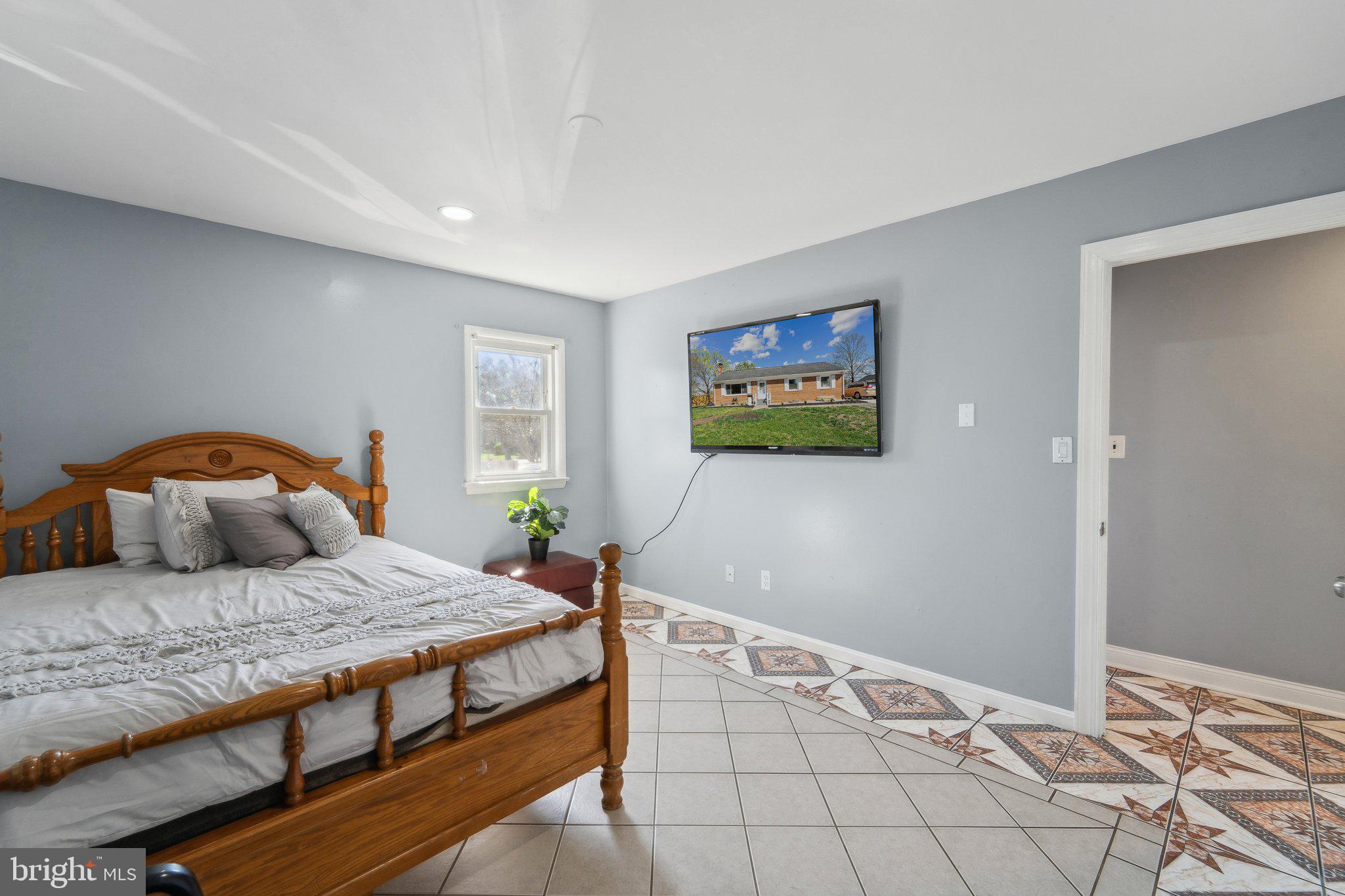 SEMINARY - Residential