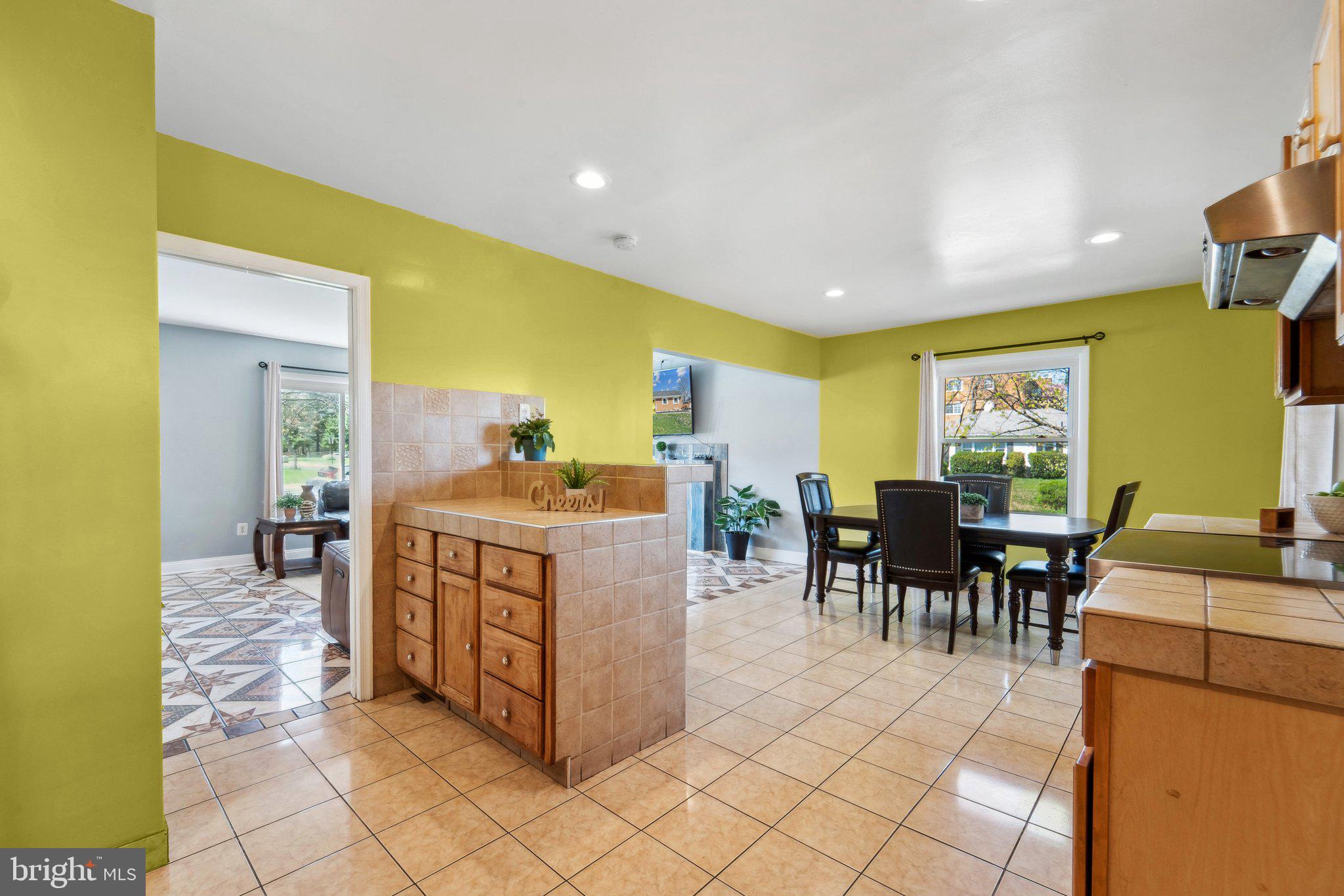 SEMINARY - Residential