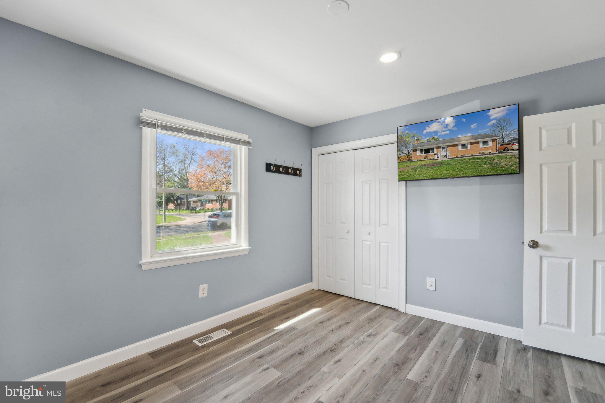 SEMINARY - Residential