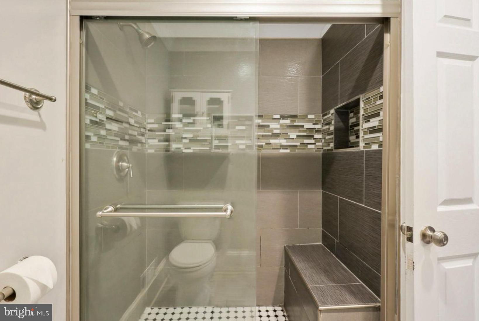 SEMINARY - Residential