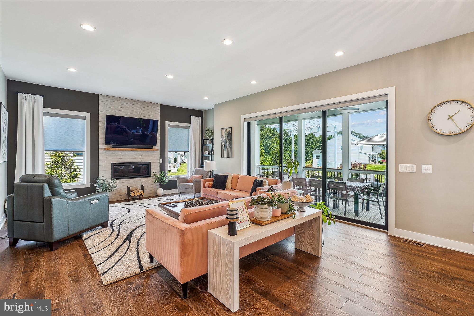 LENAH MILL - Residential