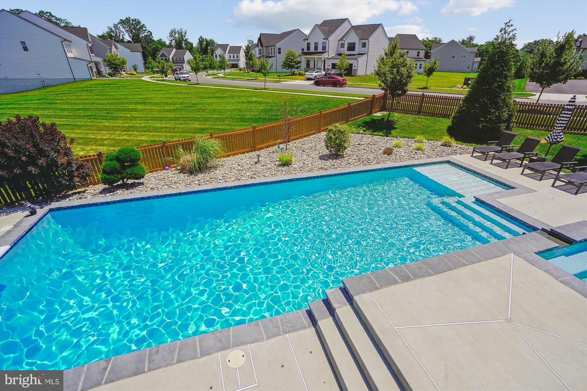 LENAH MILL - Residential