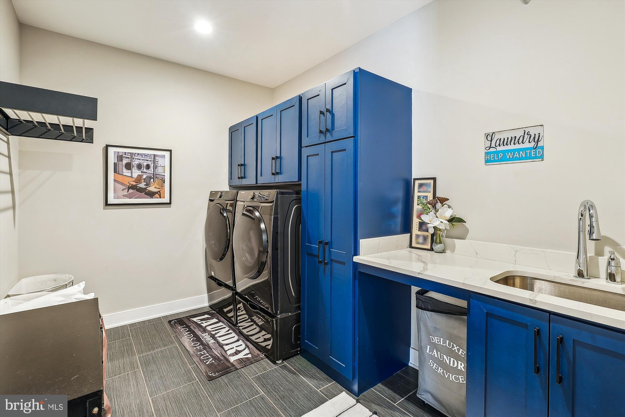 LENAH MILL - Residential