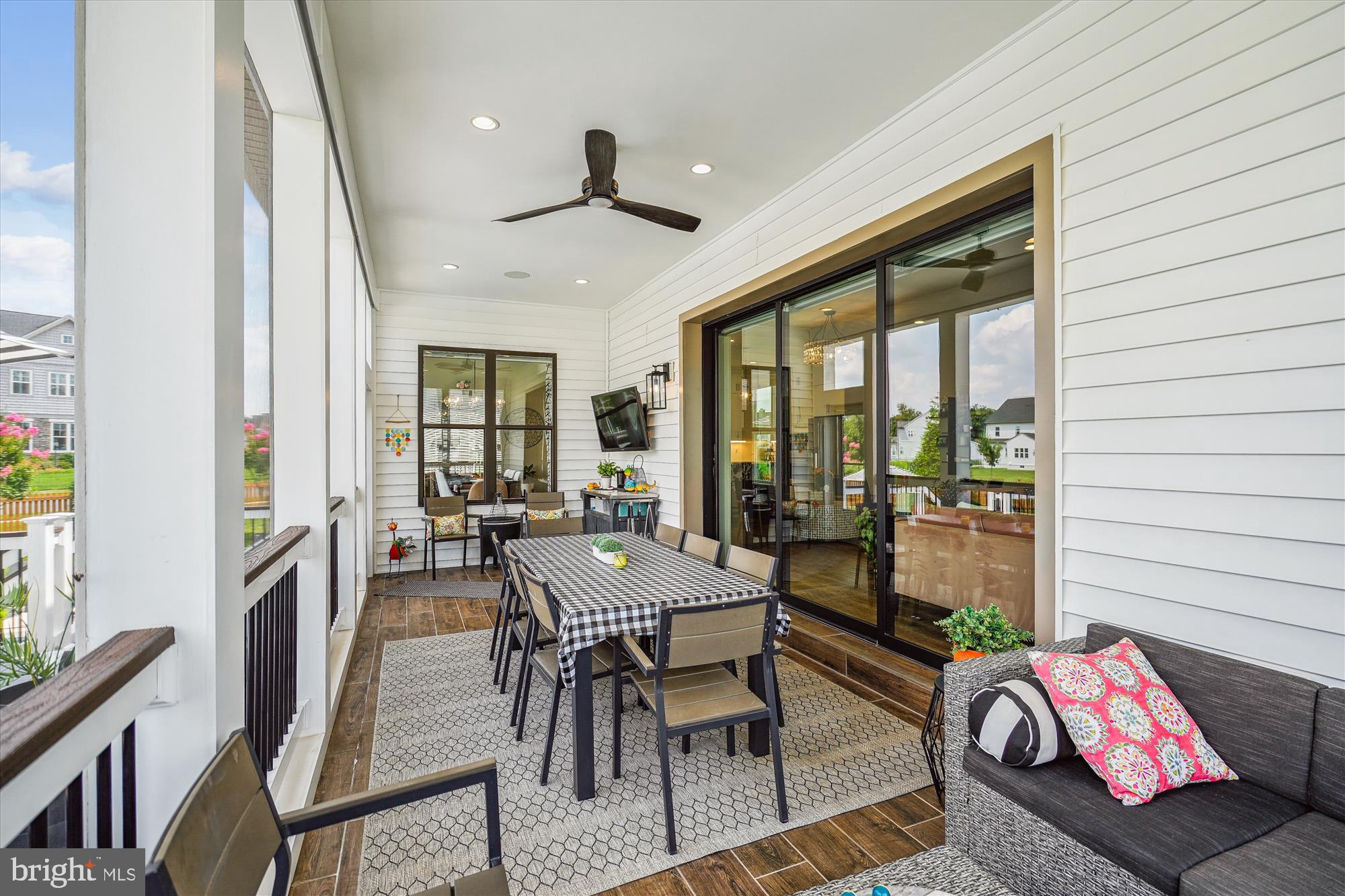 LENAH MILL - Residential