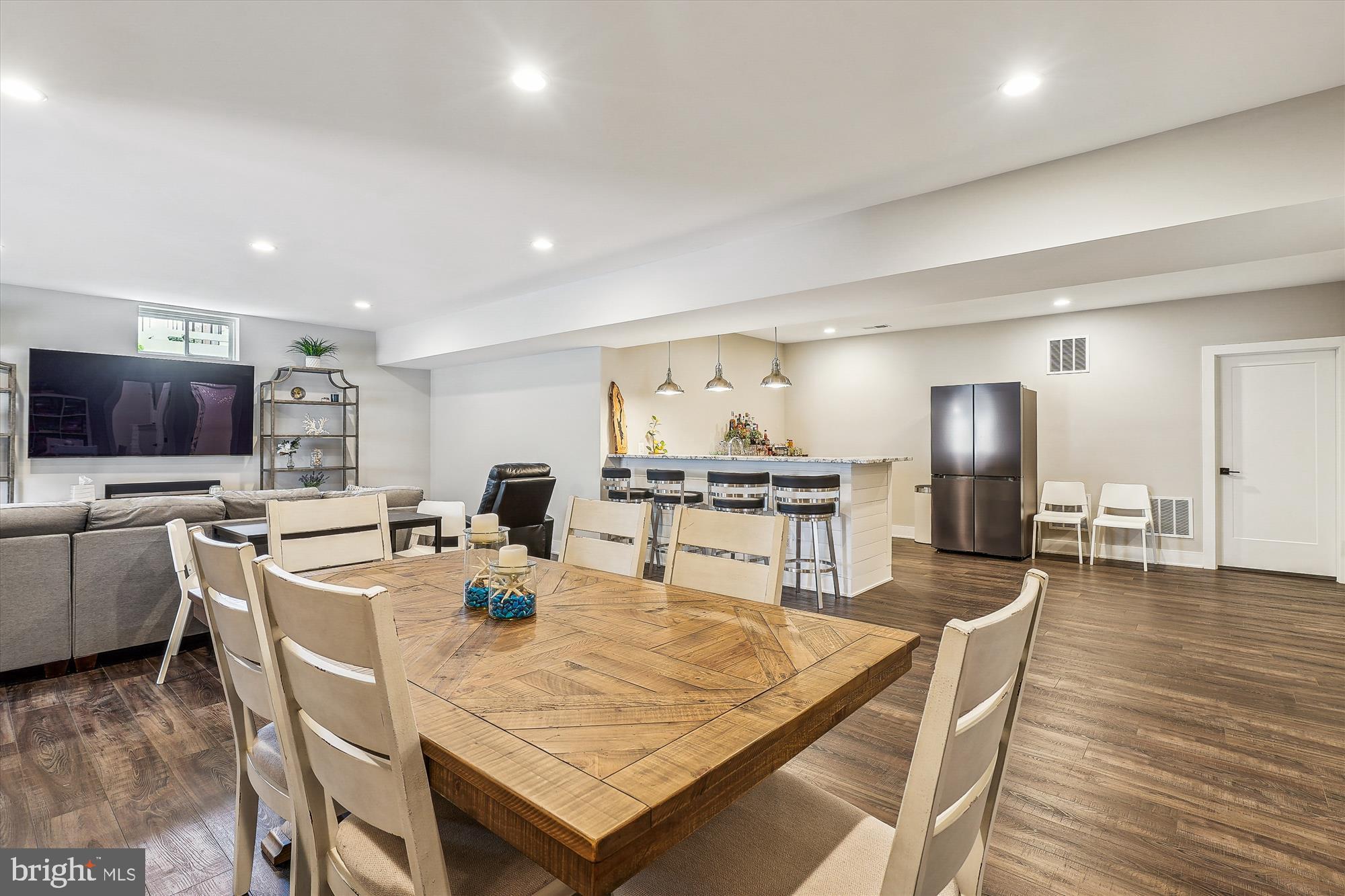 LENAH MILL - Residential