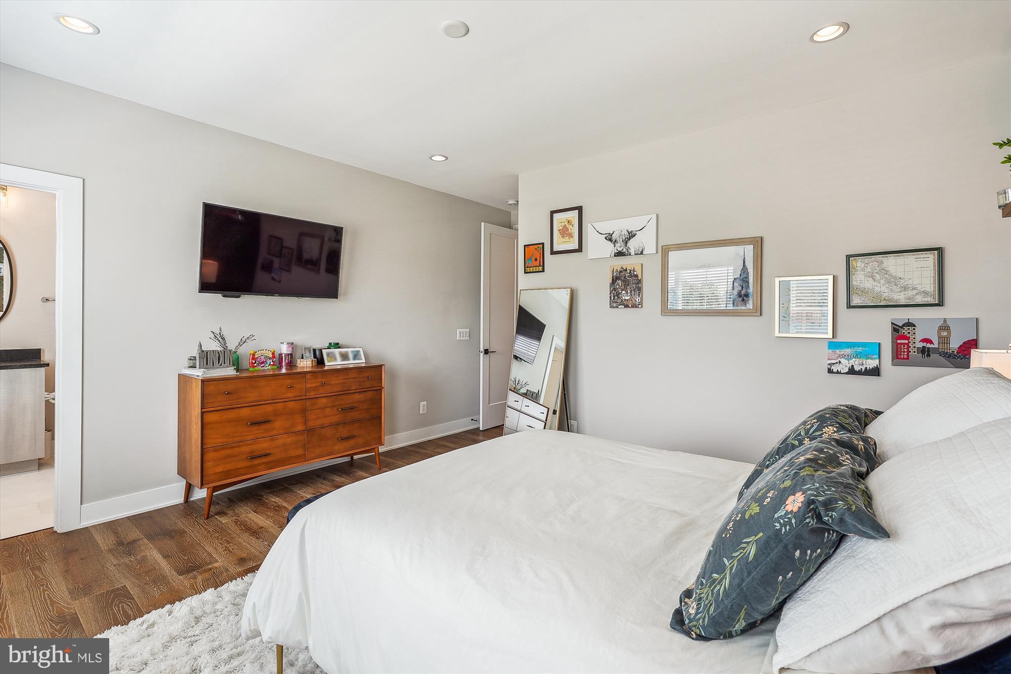 LENAH MILL - Residential