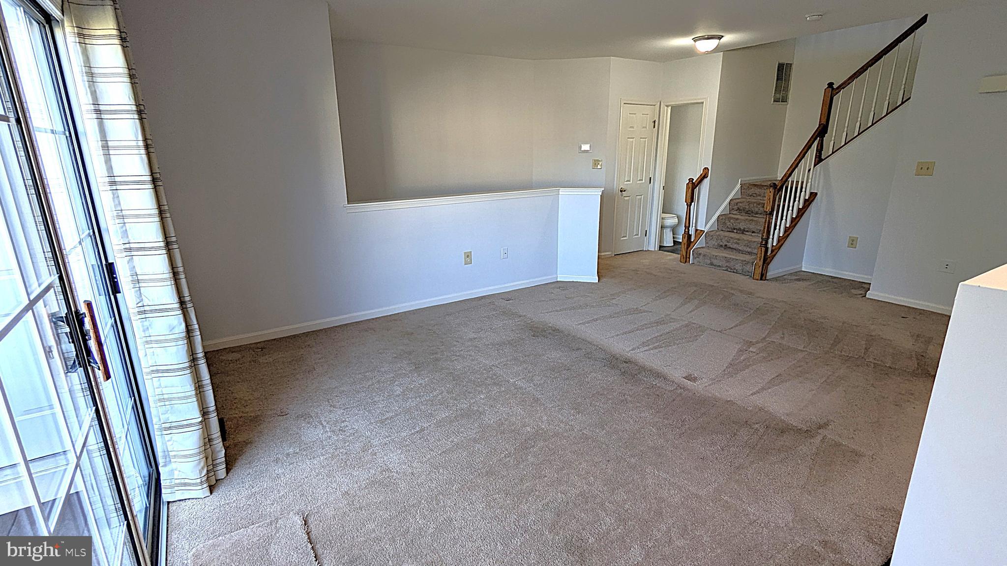 LIFESTYLE AT SULLY STATION - Residential